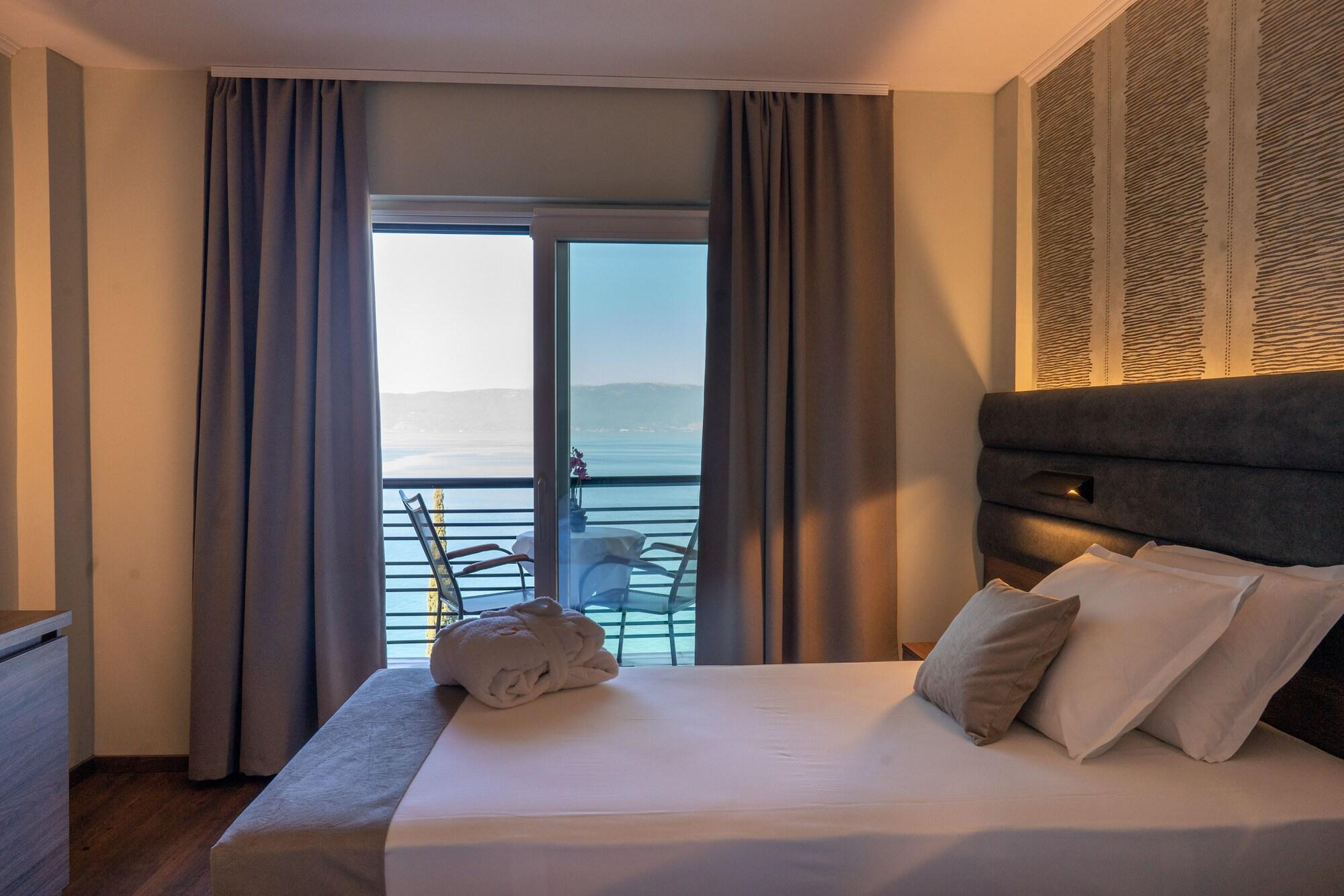 Inex Olgica Hotel & Spa 奥赫里德 外观 照片