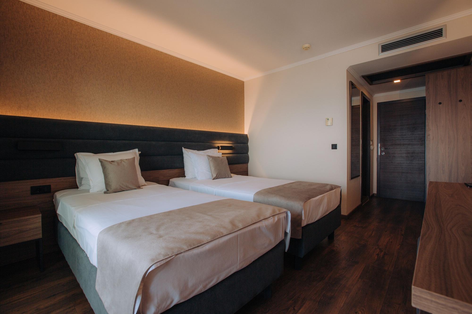Inex Olgica Hotel & Spa 奥赫里德 外观 照片